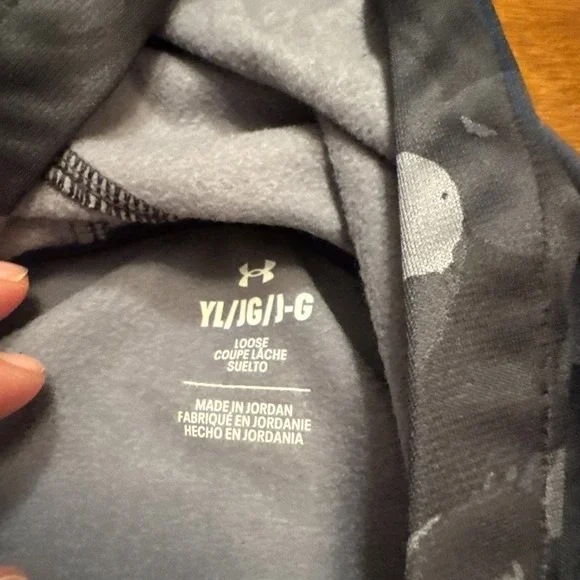 NWT Boys Under Armour Black/Grey Camo Hoodie Size L - Picture 4 of 5